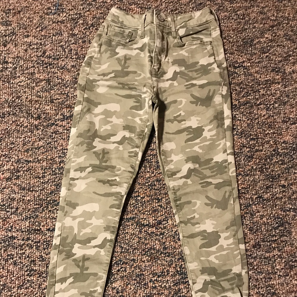 Camo pants